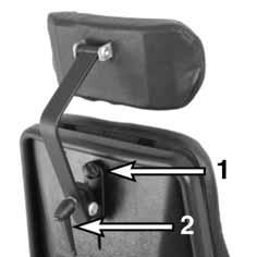 10. APOIO DE CABEÇA (acessório) Regulação de altura 1. Desaperte o botão (1) localizado na parte traseira do apoio de cabeça, ver imagem. 2. Regule a altura do apoio de cabeça desejado. 3.