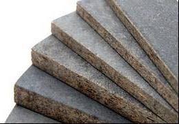 no mercado de construção civil. Este painel é constituído basicamente por dois tipos de materiais, o aglomerante e o aglomerado. O tipo de aglomerante mais empregado é o cimento Portland.