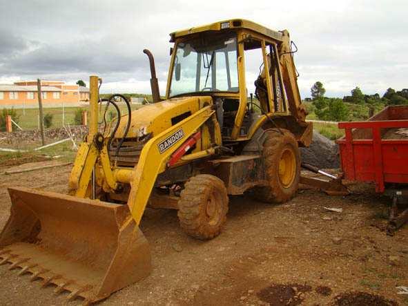 RELAÇÃO DOS BENS MÓVEIS AVALIADOS LOTE 1- UMA RETRO ESCAVADEIRA MARCA RANDON,