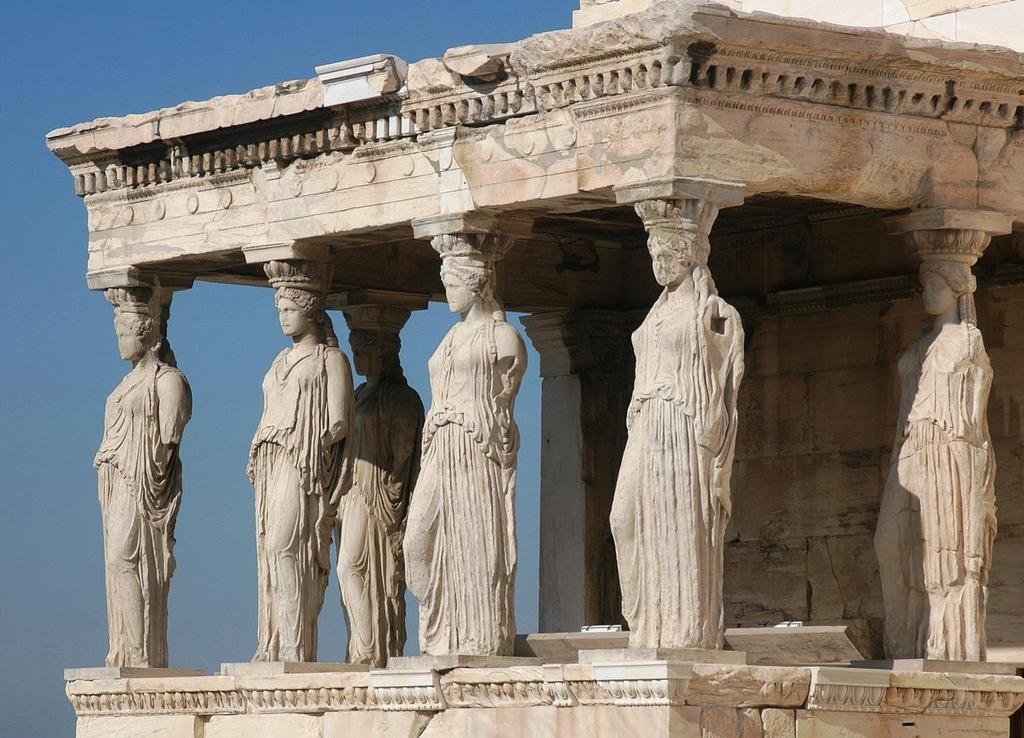 Arquitetura de colunas: Cariátides ( moças de Cária ): hipoteticamente representam