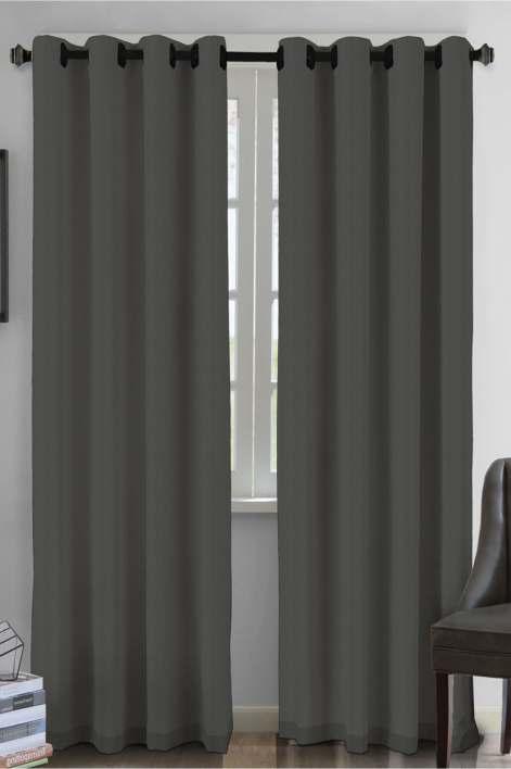 Cortina Ciro Feita de tecido com faixas em alto relevo, e disponível em 4 cores neutras e básicas, a Cortina Ciro proporciona elegância e estilo ao ambiente.