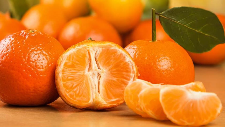 Tangerine Citrus reticulata (Tangerina) Benefícios Principais Contém poderosos antioxidantes. Limpeza e purificação. Suporta um sistema imunológico saudável.