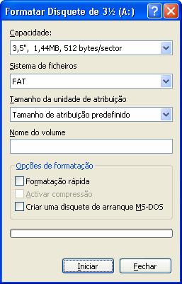 4. WINDOWS Tarefas Básicas TAREFAS BÁSICAS Formatar Disquetes Uma das tarefas que era bastante comum nos tempos em que a disquete representava um suporte de consideráveis dimensões, era a formatação.