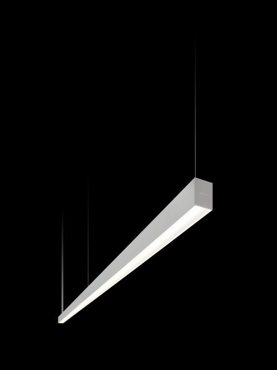 conformidade com as normas de iluminação de escritórios. O TrueLine, suspenso, consegue responder a ambos os requisitos.