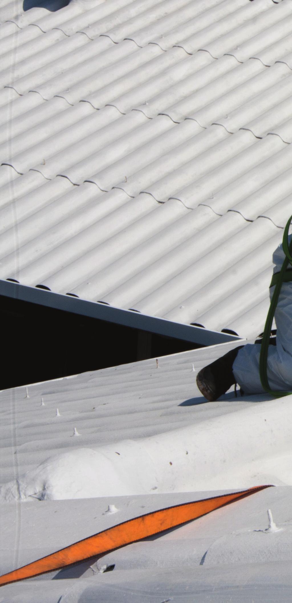 Informação Técnica de Montagem As medidas das chapas deverão ser superiores às do vão, garantindo uma sobreposição de 140 ou 200mm conforme a inclinação, levando complemento de estanquicidade para o