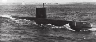POR QUE UM SUBMARINO DE PROPULSÃO NUCLEAR? LIÇÕES SOBRE AS MALVINAS O Submarino Nautilus ficou na ativa por 25 anos Dados indicam que 90% do comércio mundial utiliza-se do mar.