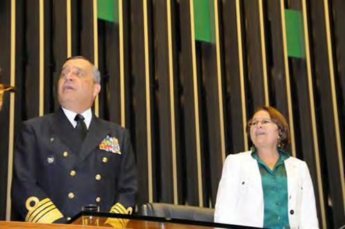 NOTICIÁRIO MARÍTIMO Sessão Solene Em Brasília, o Plenário da Câmara dos Deputados realizou, no dia 13 de julho, Sessão Solene em comemoração ao aniversário da mulher militar na Marinha.