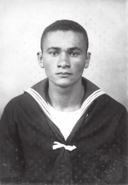 NAUFRÁGIO DO BAHIA TINHA QUE ACONTECER E PRONTO Mosquito, um dos sobreviventes do naufrágio com o Cruzador Bahia, ocorrido em 4 de julho de 1945, quando em missão de apoio a aviões militares no