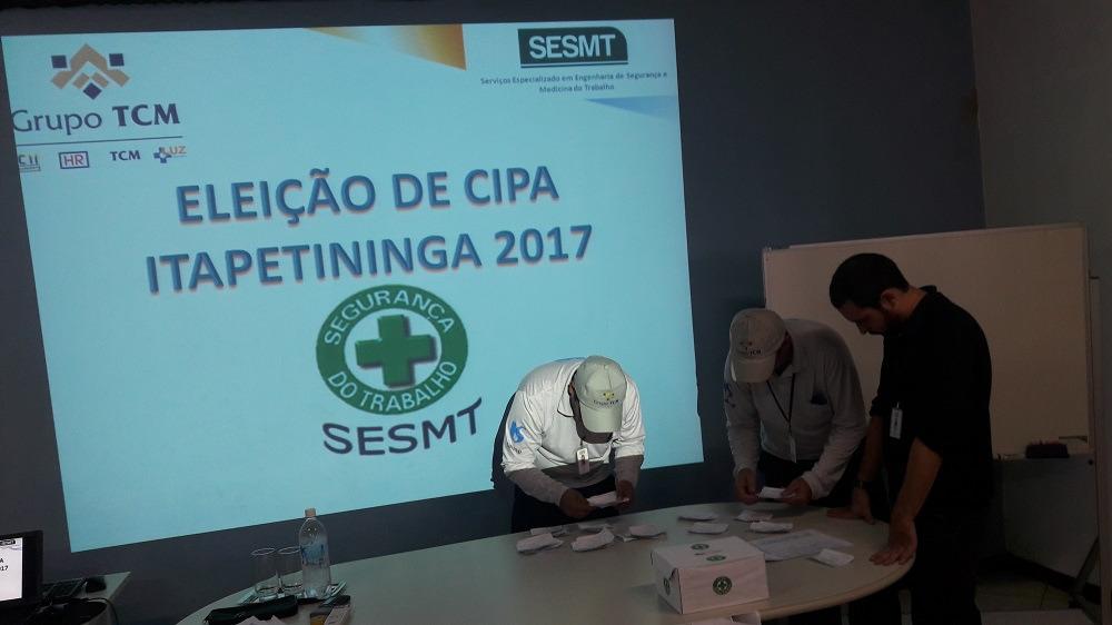 E as outras duas fotos, registram a Eleição de CIPA de Presidente Prudente, bem como o Treinamento que foi dado aos Membros da CIPA - que aconteceu no dia 13/06/2017.