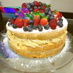 Naked Cake cocada com recheio de Hoje vamos dar a receita de um bolo feito para uma pessoa muito especial!
