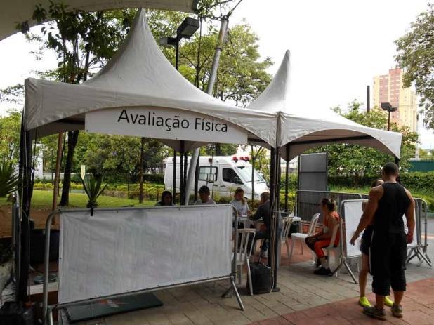(*) Parques dependem de aprovação e autorização da prefeitura DIA DE TREINO Ativação realizada no domingo em um parque de São Paulo * com dois médicos e dois preparadores físicos para orientação de