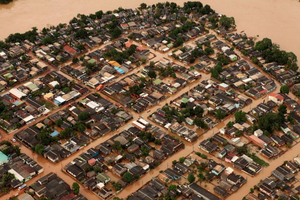 Acre, 2012 Cadastro Nacional de Endereços Exemplo: No caso de catástrofes naturais, como enchentes e deslizamentos, as prefeituras