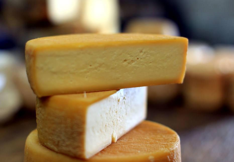 MUSSARELA DE BÚFALA Os primeiros indícios do consumo deste tipo de queijo datam do século 12.