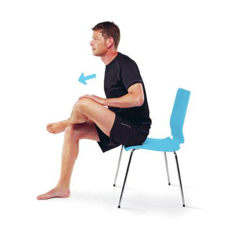 5 Músculos posteriores do quadril Mobilidade Sente-se em uma cadeira e cruze uma perna na outra coxa.