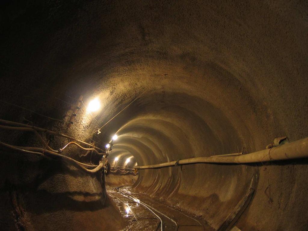 Fig 4 Túnel finalizado detalhe da retificação do traçado.