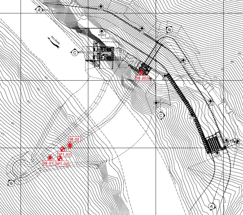 48 Figura 3.6 Planta de localização de sondagens As seções geológicas traçadas na região da barragem (Seção B) e casa de força (seção C) modeladas com base nas sondagens encontram-se no item 3.2.