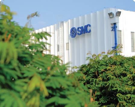 A SMC Brasil oferece aos clientes produtos padrão e especiais em curto prazo de entrega e mantém uma grande equipe de