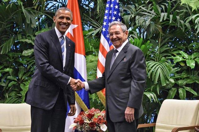 (7) 19 de março de 2016 a) (Month) US President Barack Obama met Raúl Castro during