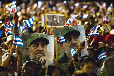 Lenda da esquerda latino-americana, Fidel Castro, morreu no fim da noite de sexta-feira 25, informou seu irmão e atual presidente de Cuba, Raúl Castro.