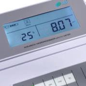 Display com indicação de temperatura ph, calibração e vida do eletrodo simultânea. Compensação automática de temperatura (ATC).