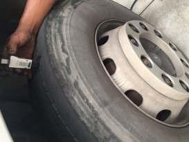 pneus:  de sulcos dos