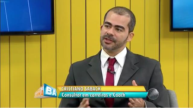 Em 2011 finalizou sua formação em Personal e Professional Coaching em São Paulo, pela Sociedade Brasileira de Coaching.