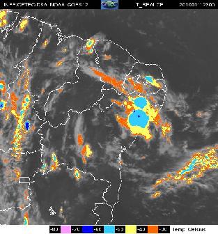 Também é possível identificar nas imagens de satélite, as nuvens com grande desenvolvimento