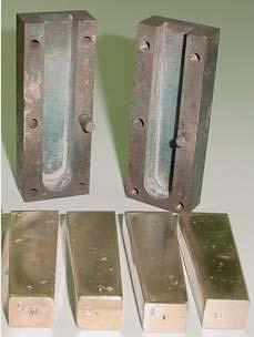 45 AA1050 e aço 1006) e pó (níquel), foram misturadas e compactadas na forma de briquetes cilíndricos, com aproximadamente 40 gramas.