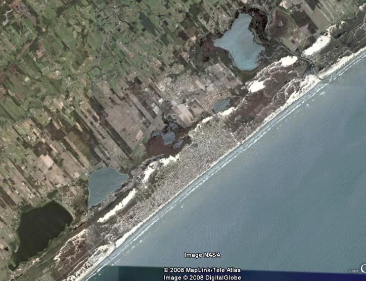 Lagoas Costeiras Objetivando constatar a situação atual das lagoas costeiras dos municípios do setor Sul do litoral catarinense, nos dias 17 de abril e 12 de junho de 2008 foram realizadas