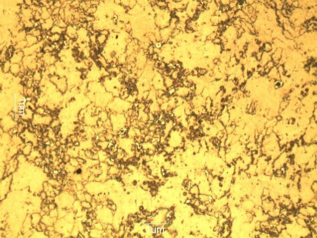 c) 100x 10µm d) 200x 10µm Figura 4 Micrografia observada do aço SAE 1644 pós-tratamento