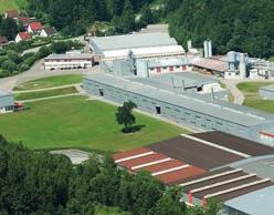 A empresa oferece treinamentos para arquitetos, distribuidores e instaladores em todo território nacional e também na fábrica na Alemanha.