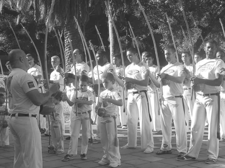 PALAVRA DO MESTRE TUCANO FUNDADOR DO GRUPO CAMBOATÁ "O CÓDIGO DE ÉTICA E CONDUTA DO GRUPO CAMBOATÁ é um documento que reúne os princípios do nosso Grupo de Capoeira,