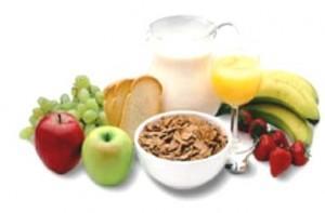 Plano alimentar para um Idoso sem restrições alimentares Café da manhã Fruta fresca