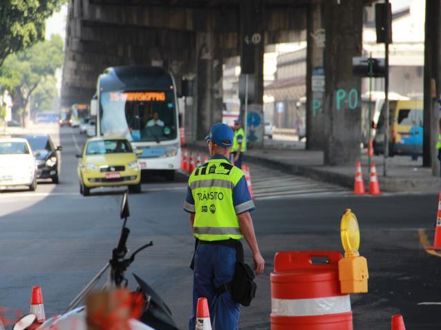 000 árvores Novas vias exclusivas para pedestres 17 Km de ciclovias Execução de 650.