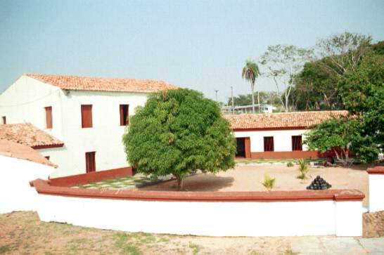 1. FORTE PAUXIS Foi um dos primeiros Fortes erguido pelos portugueses na região, construído por Manoel da Mota Siqueira, que deu origem a cidade no século XVII.