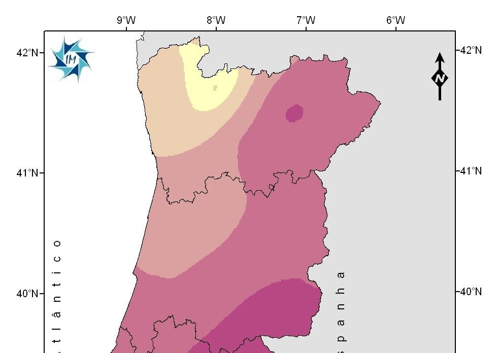 Antevisão A previsão mensal do Centro Europeu de Previsão do Tempo a Médio Prazo (ECMWF) aponta para valores da precipitação total semanal acima do normal, para todo o território a sul do sistema