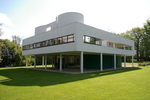 VILLA SAVOYE LE CORBUSIER Villa Savoye. Le Corbusier. Fonte: http://501projetos.tumblr.