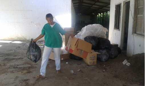 Entre março e abril de 2016 todos os docentes envolvidos no Projeto desenvolveram uma Oficina Interdisciplinar sobre Educação Ambiental, com os estudantes do curso Técnico em Agroindústria, que