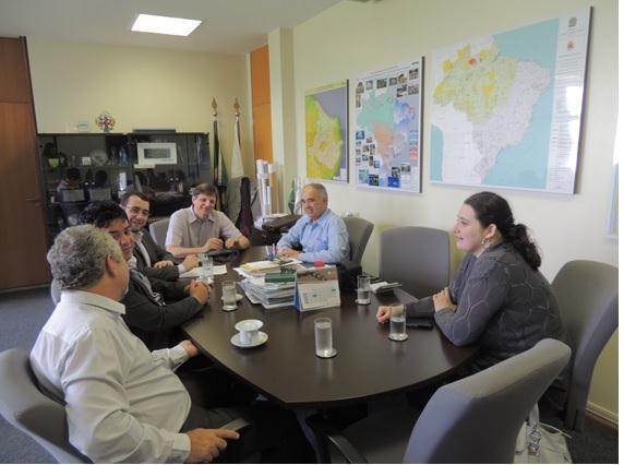 No dia 09 de outubro, em Brasília/DF, a Diretoria do CBH Paranaíba se reuniu com o Diretor Presidente da Agência Nacional de Águas Vicente Andreu e com o Gerente da Superintendência de