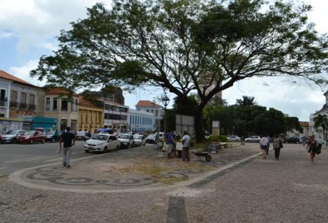 AÇÕES COM PROJETO EM CONCLUSÃO SITUAÇÃO ATUAL ETAPA ESCRITÓRIO CONTRATADO DA Requalificação da Pç.