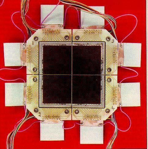 Detetor CCD Mosaico de 4 CCDs com 2040x2048 pixels cada Número total de