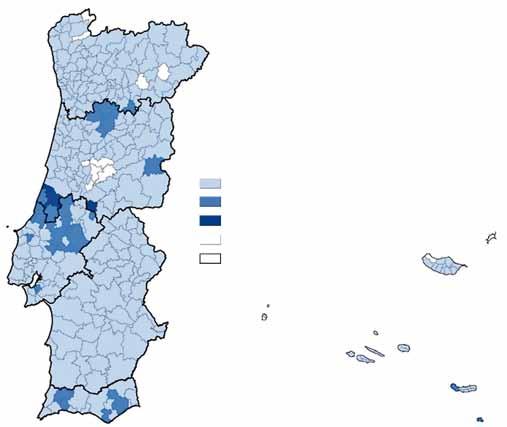 A B Aglomerados de casos de anomalias /1 nasc. ### ### ### ### ### ### ### ### Prevalência de casos de anomalias /1 NV e FM,1-199,9 2, - 299, 3, Sem região Região de Saúde Madeira Açores Figura 4.