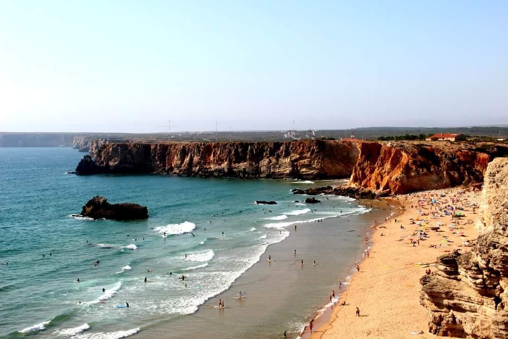 Sagres Sagres exibe algumas das mais impressionantes paisagens do Algarve.