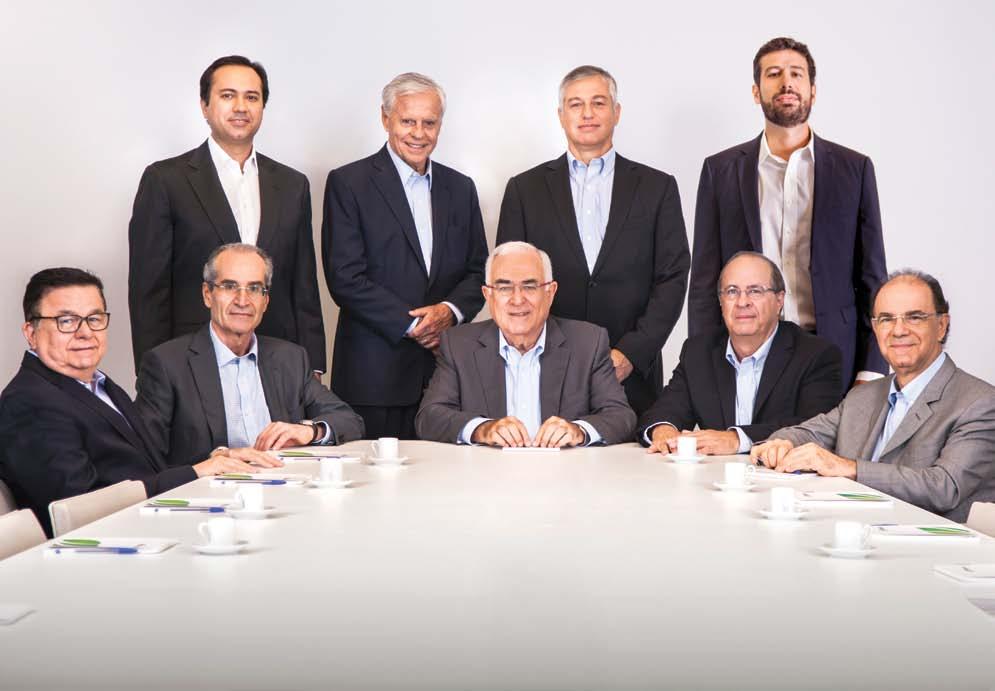 FIBRIA RELATÓRIO 2016 Conselho de Administração: sentados (da esquerda para a direita): Carlos Augusto Lira Aguiar, Raul Calfat, José Luciano Penido, Eduardo Rath Fingerl e Ernesto Lozardo.