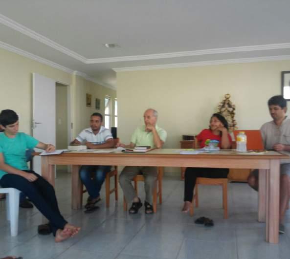 PBL participa de reunião anual da Pia Mazza em PE Os diretores do Projeto Beira da Linha Adailton Gomes e Rosinha Dias participaram no dia 13 de dezembro de uma reunião anual de avaliação dos