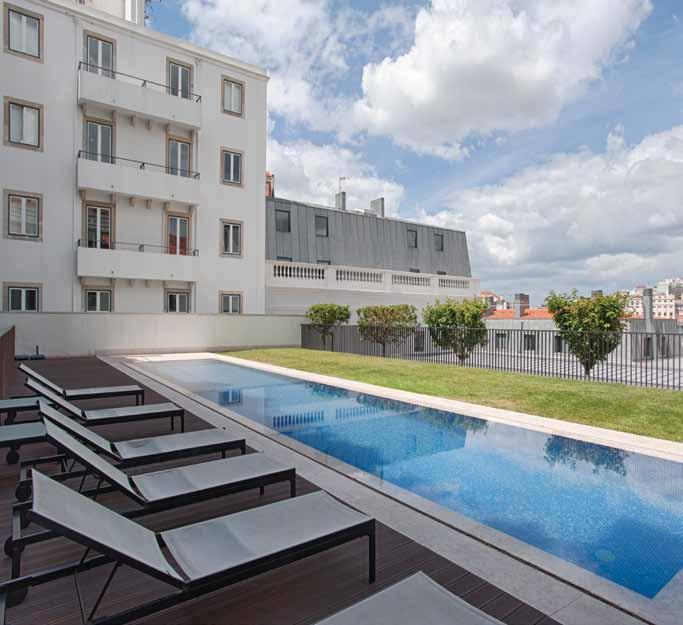 Chiado PF11341 Príncipe Real PF09235 Apartamento T2 2 Bedroom Apartment Apartamento T3+1 3+1 Bedroom Apartment Fantástico apartamento com 177 m2 T2 sendo 2 suites, em condomínio de luxo com piscina e