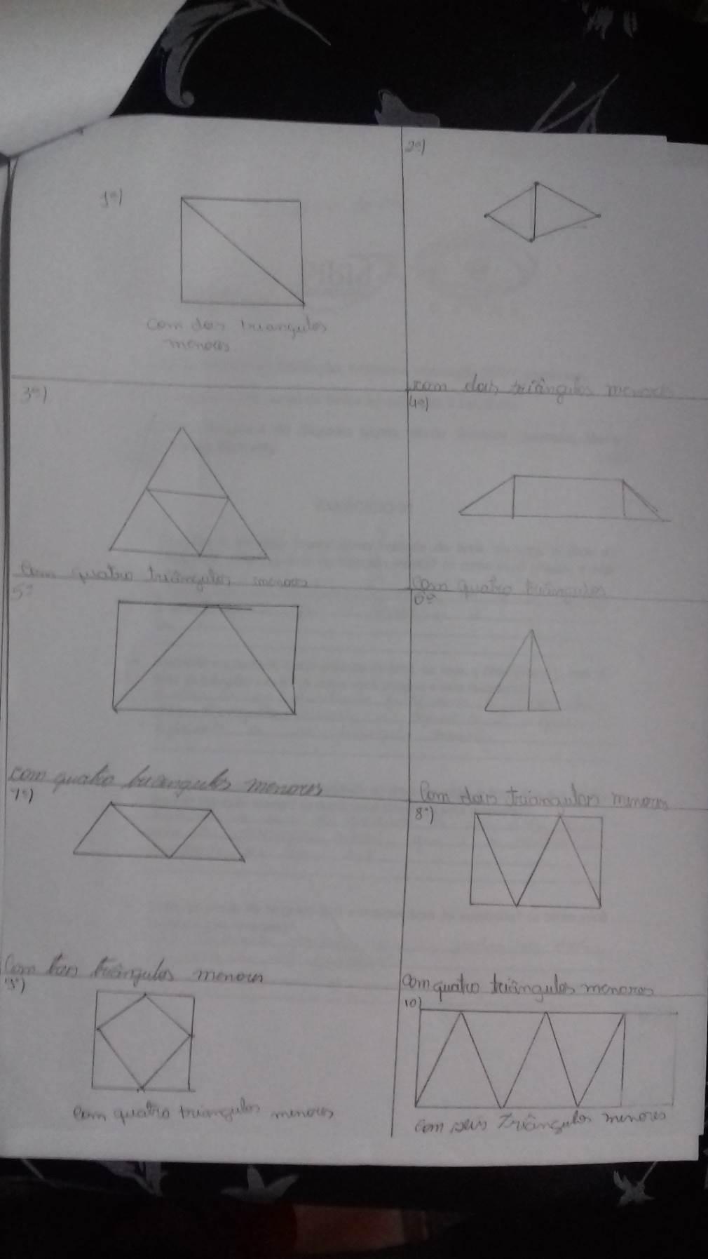 Na segunda atividade o que chamou a atenção foi o fato de que alguns alunos acrescentaram triângulos nos desenhos feitos, esquecendo que só poderiam usar as peças do seu próprio tangram.