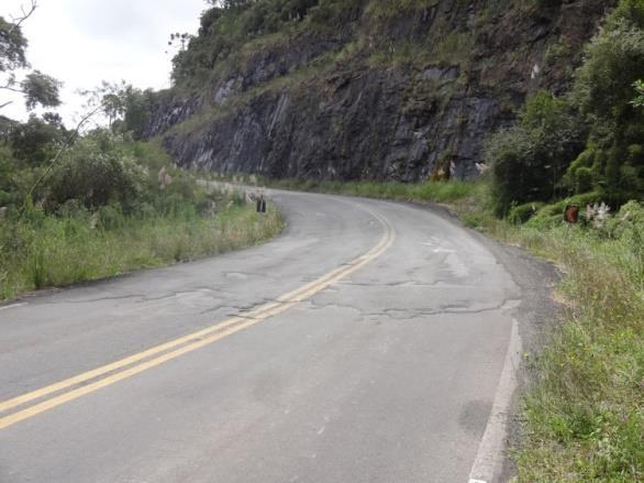 Bom Retiro (86 km)- Rodovia em bom estado de