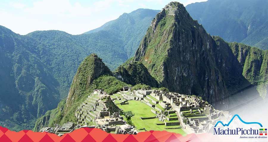 Pernoite: Águas Calientes 5 Dia - Trilha Inca 2º dia - Machu Picchu Chegado o grande dia de visitar Machu Pichu e ter a recompensa do Trekking!