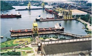 Modelo de Negócio: Sistema Logístico Integrado A VLI é uma operadora logística de base ferroviária que movimenta cargas através de um eficiente sistema logístico integrado (terminal-ferrovia-porto)